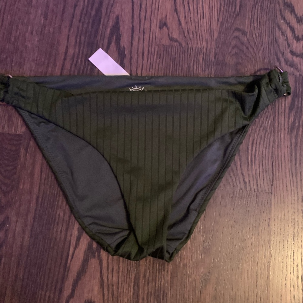 Bikini bottoms